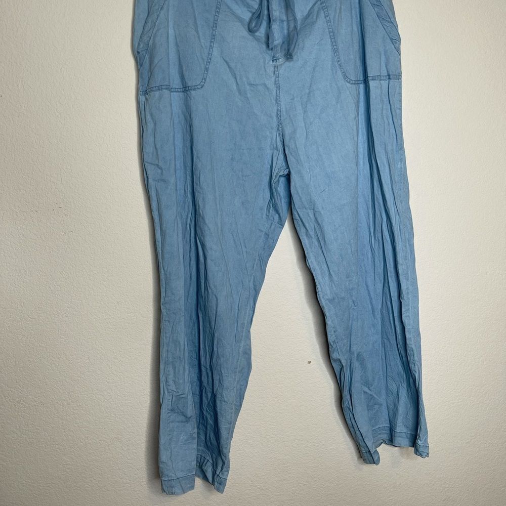 Torrid chambray light wash pants - Picture 3 of 11